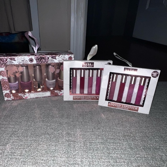 Nicole miller new bundle lipstick /lipgloss and nail polish - Picture 3 of 4